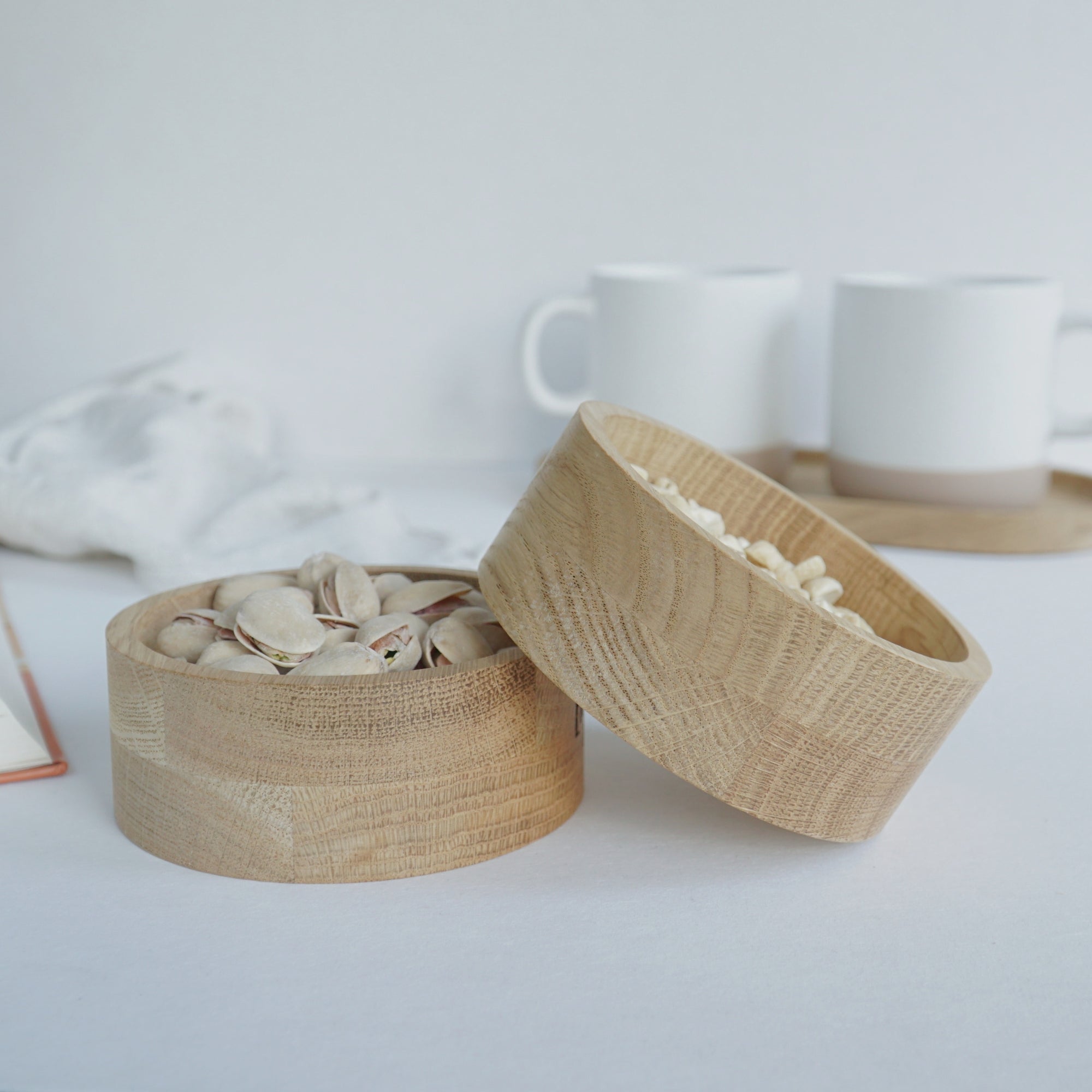 Kleine Snackschale - Seelenfutter - 100% FSC® zertifiziert - Eiche gewachst - BOWLY