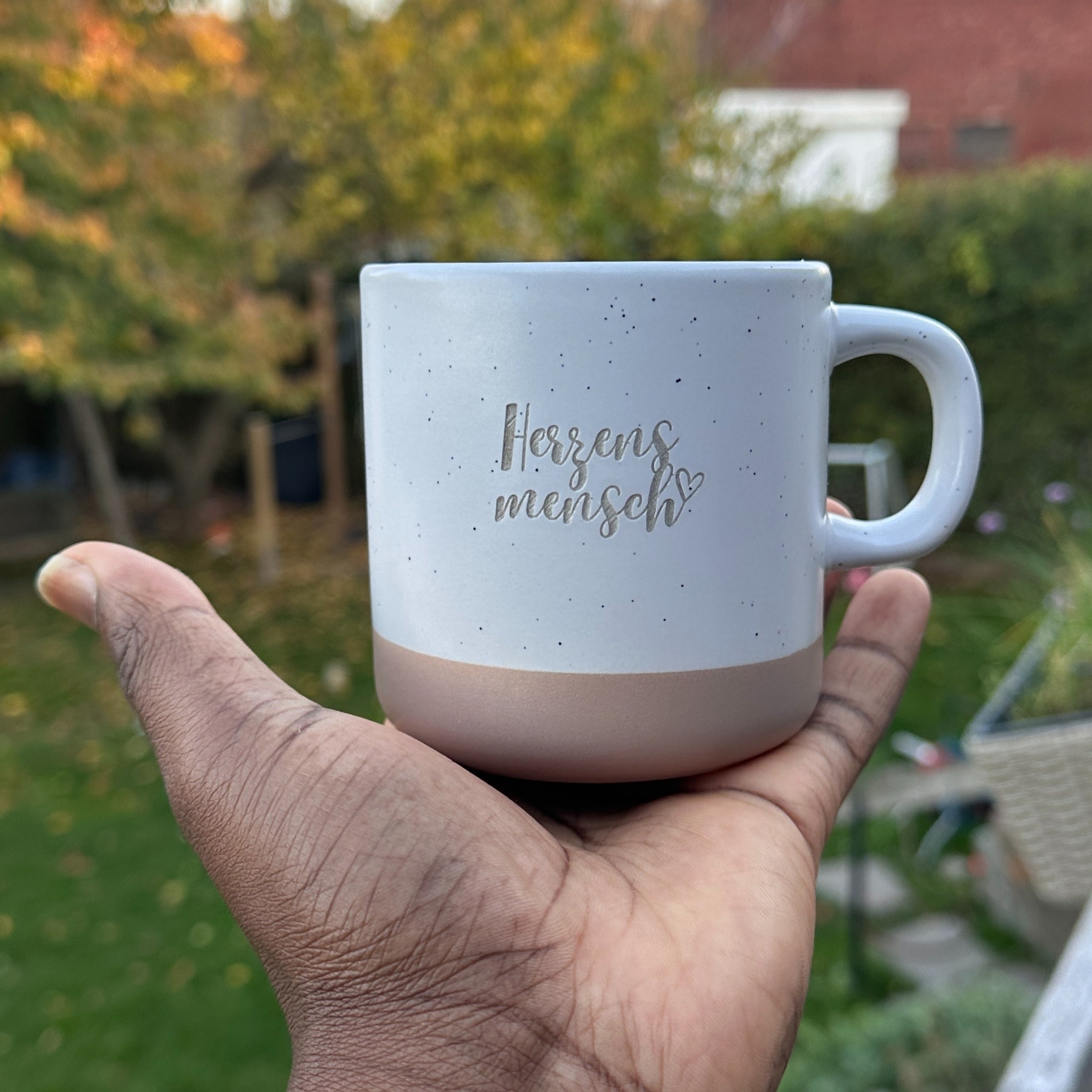 Steingut Tasse - "Herzensmensch" - Gravur - SANDY