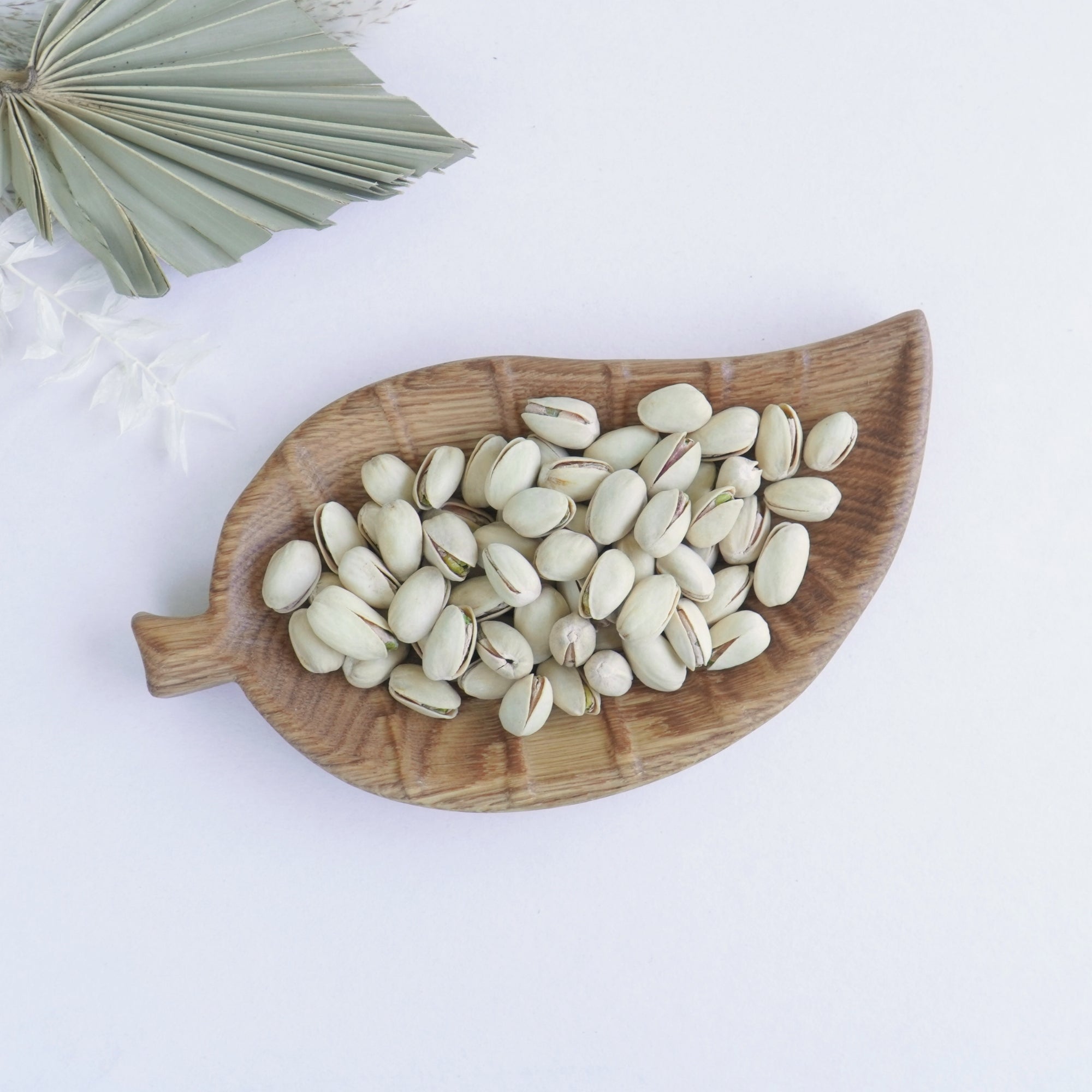 Snackteller in Blattform - 100% Handgerfertigt - Eichenholz - geölt