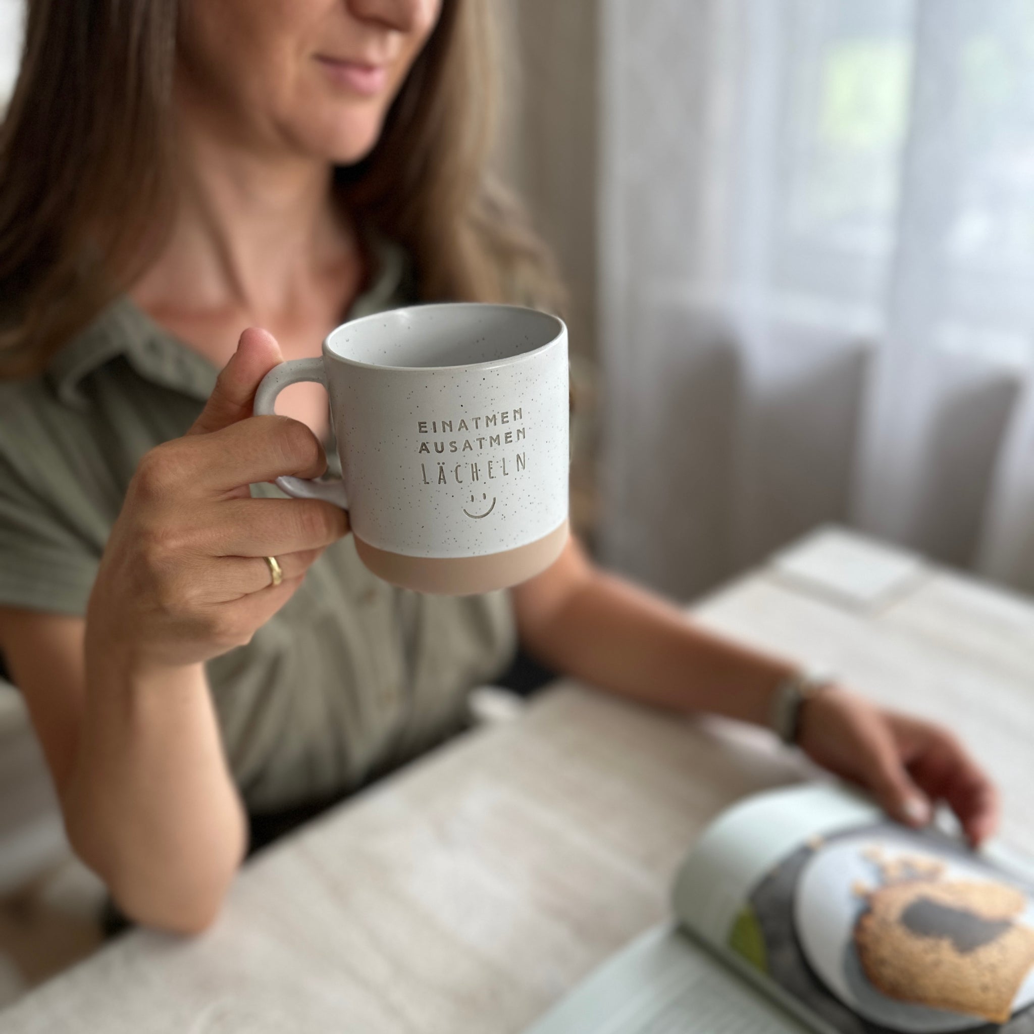 Personalisierte Steingut Tasse - SANDY