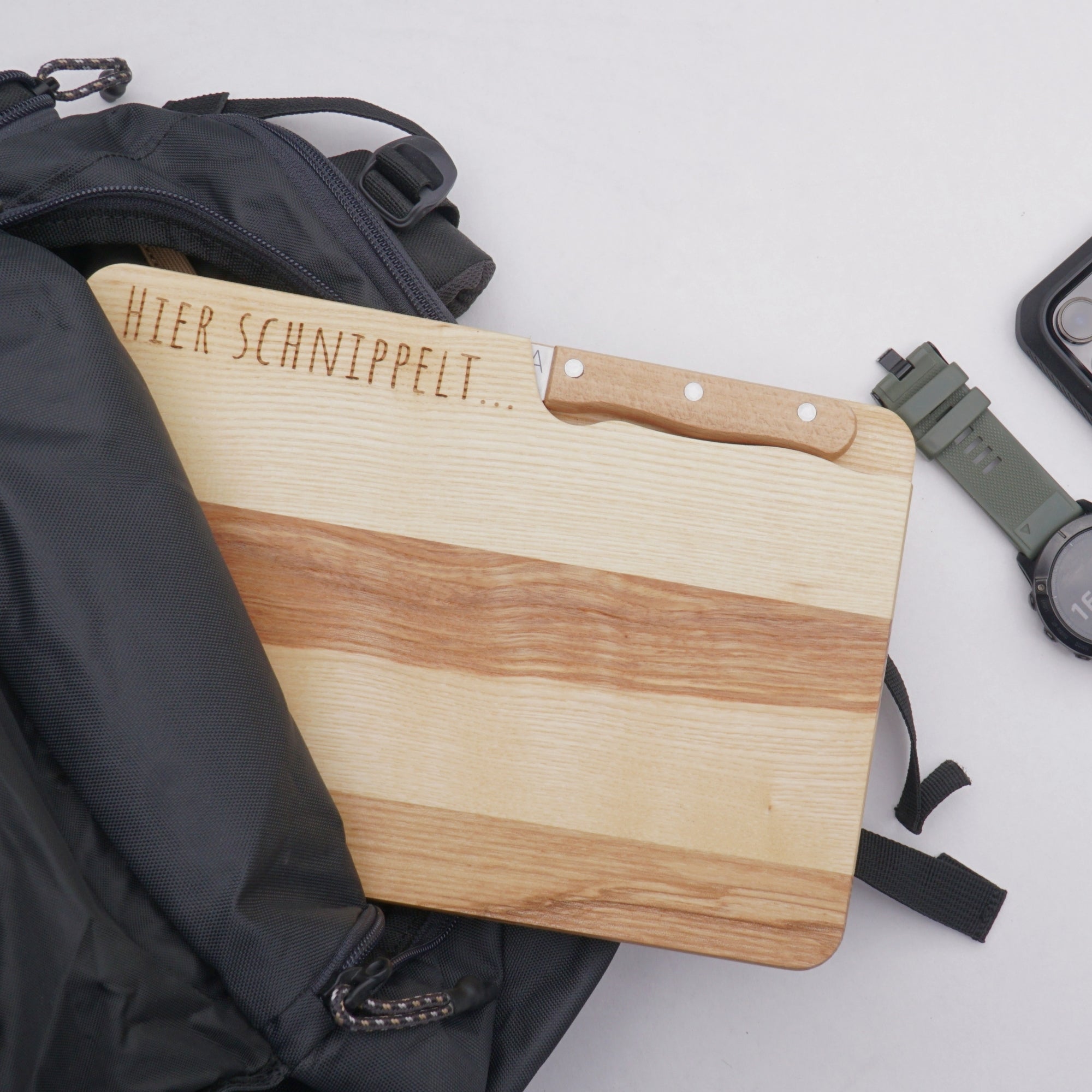 OUTDOOR MESSERBRETT "HIER SCHNIPPELT" GRAVUR - 100% FSC®