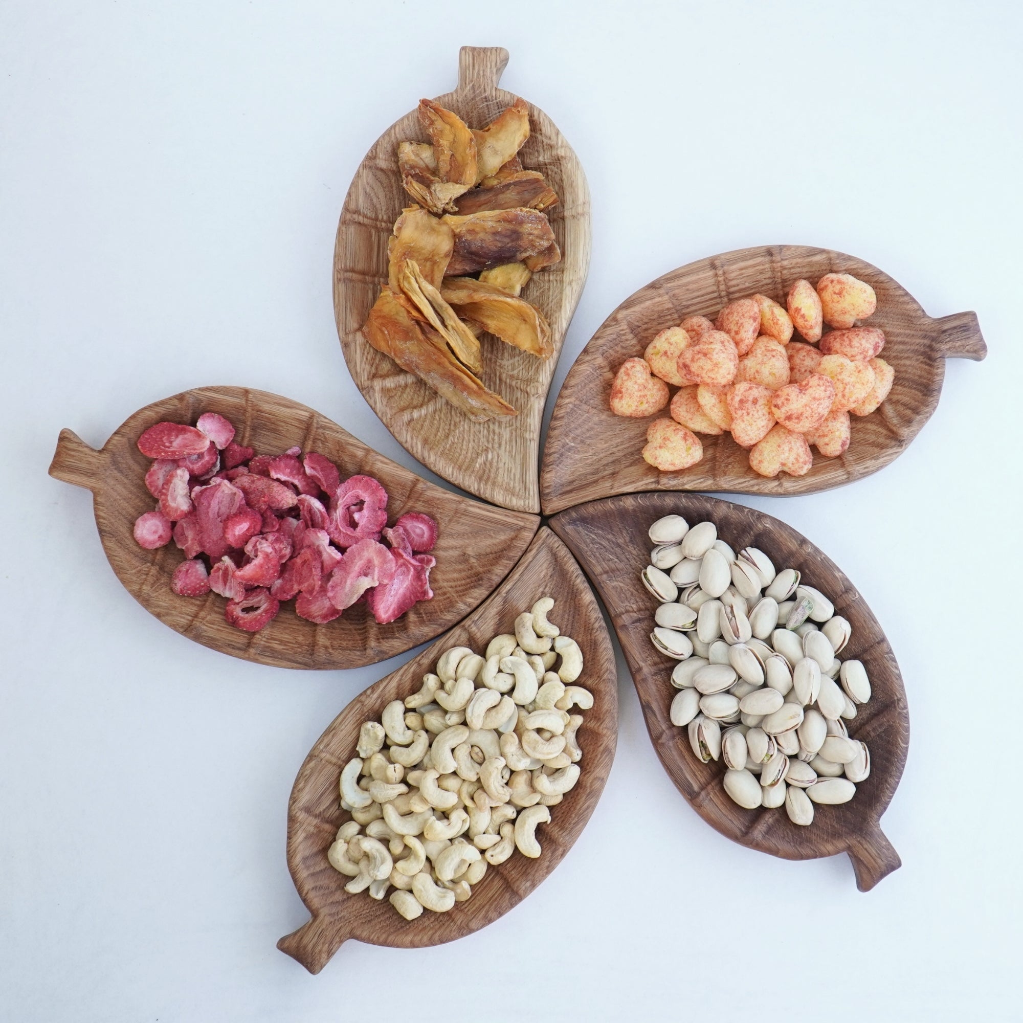 Snackteller in Blattform - 100% Handgerfertigt - Eichenholz - geölt