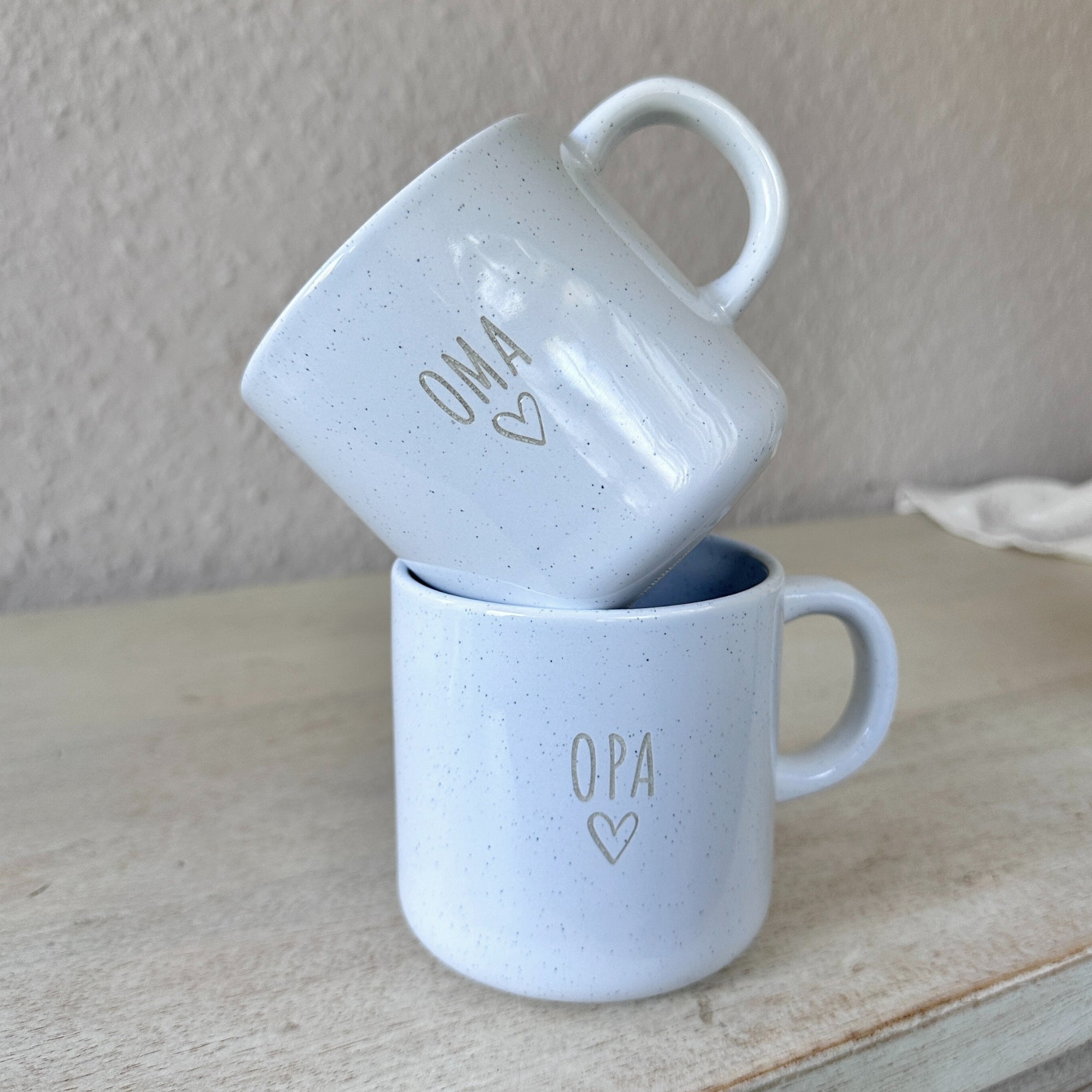 Steinzeug Tasse - "OPA" Gravur - hochglanz | SHINY