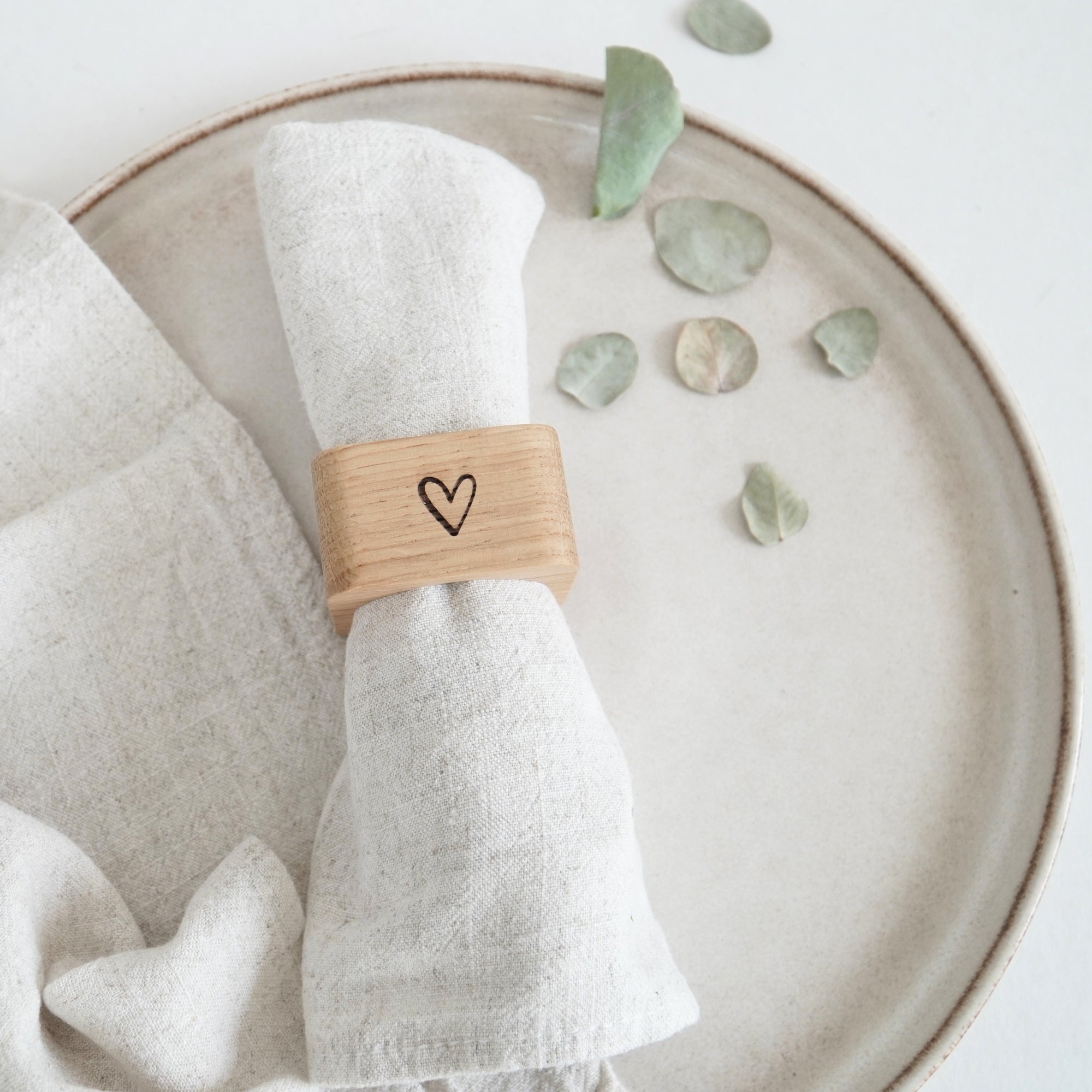Serviettenring - "Herz" - Eiche gewachst