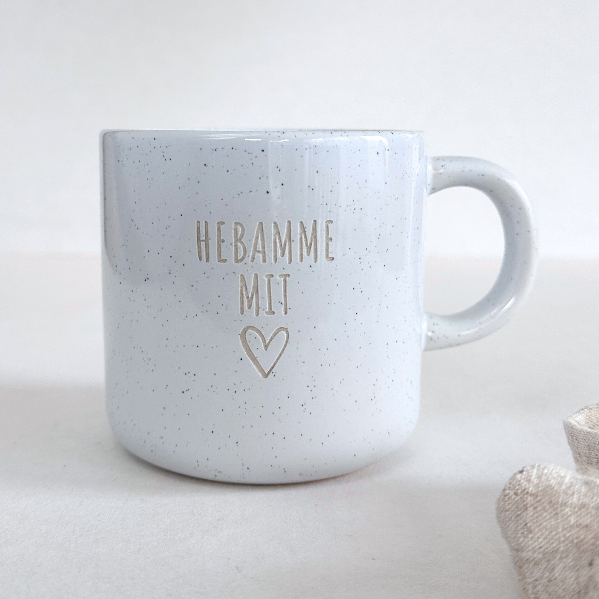 Steinzeug Tasse - "Hebamme mit Herz" Gravur - hochglanz | SHINY
