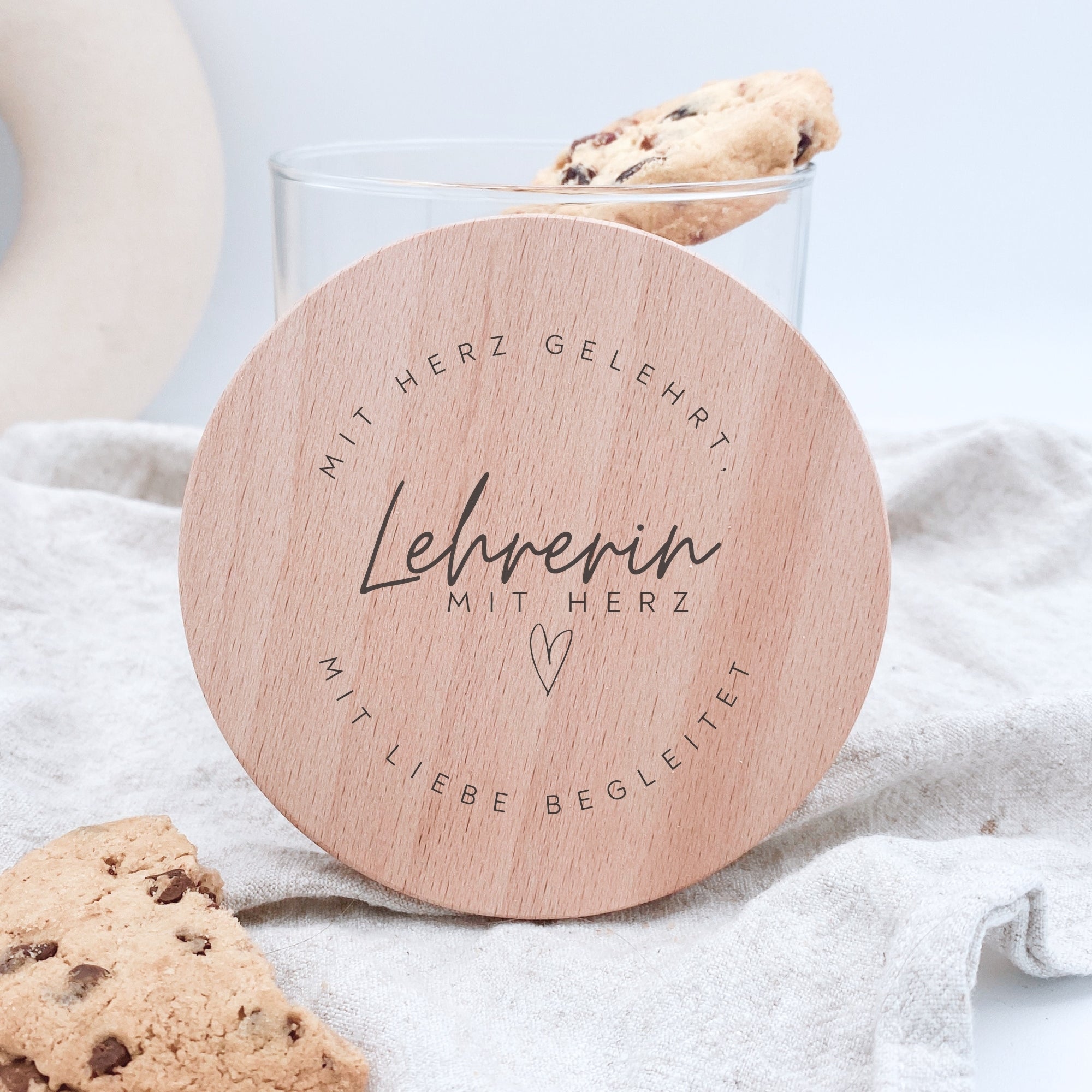Vorratsglas "Lehrerin mit Herz" mit graviertem Holzdeckel · 530 bis 880ml