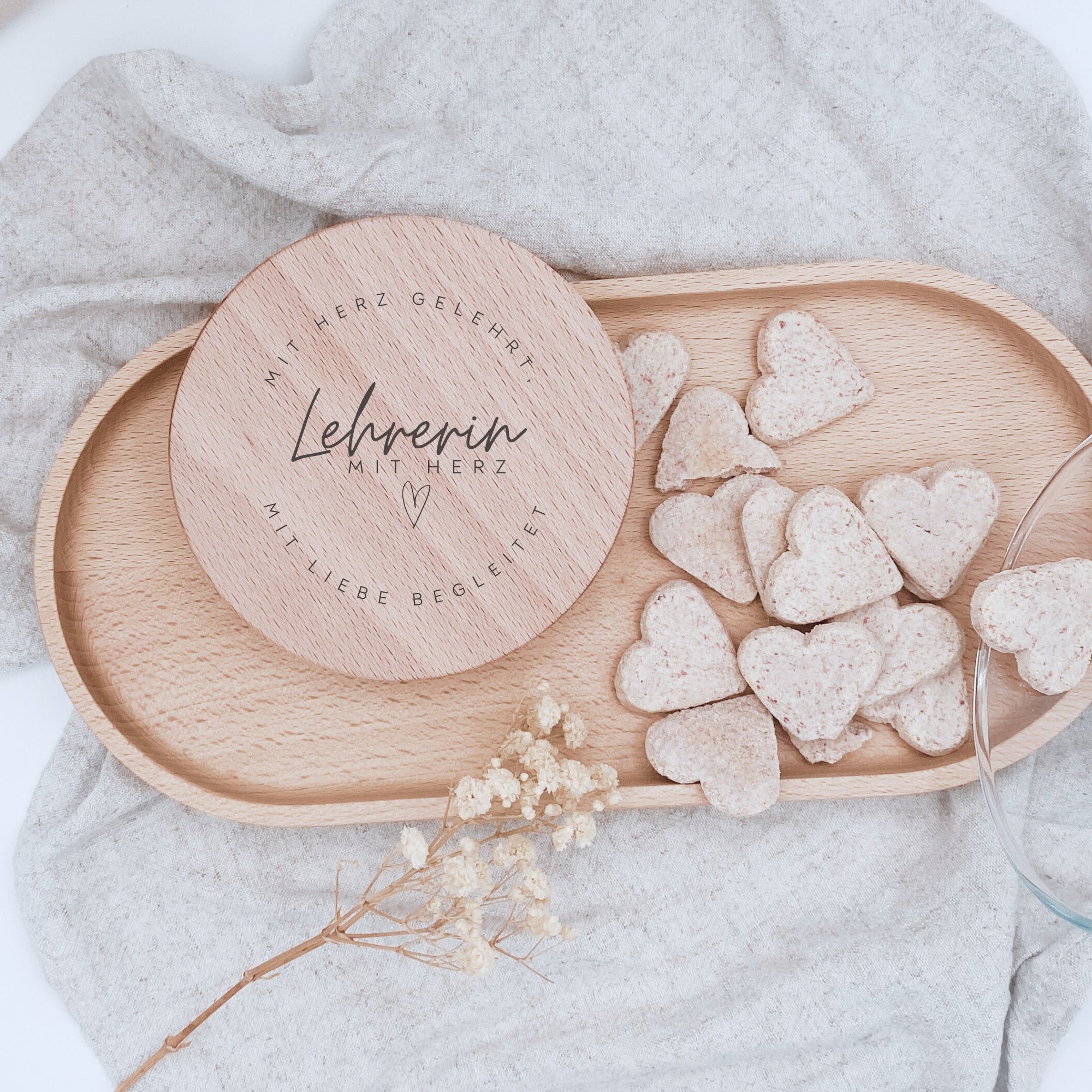 Vorratsglas "Lehrerin mit Herz" mit graviertem Holzdeckel · 530 bis 880ml