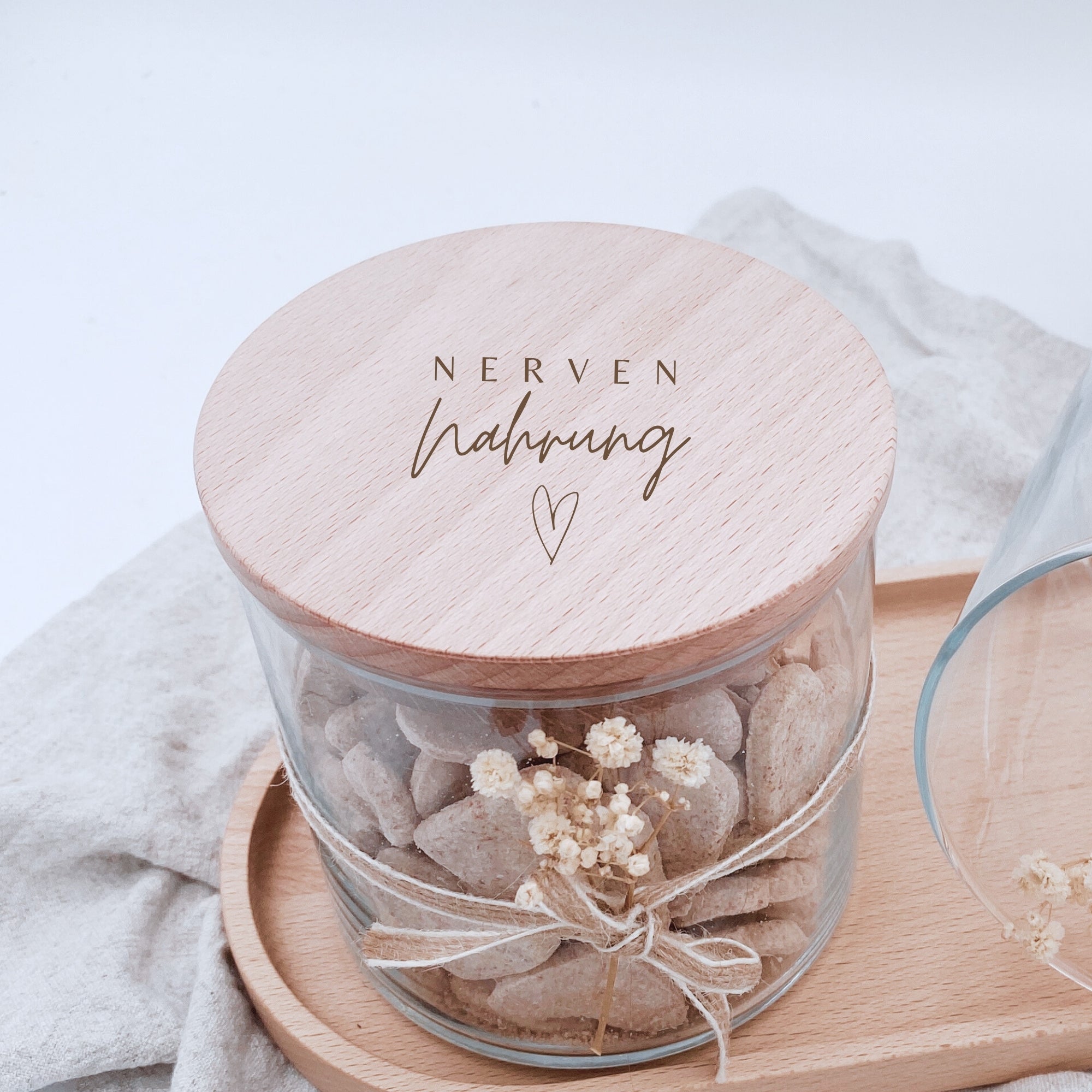 Vorratsglas "Nervennahrung" mit graviertem Holzdeckel · 530 bis 880ml