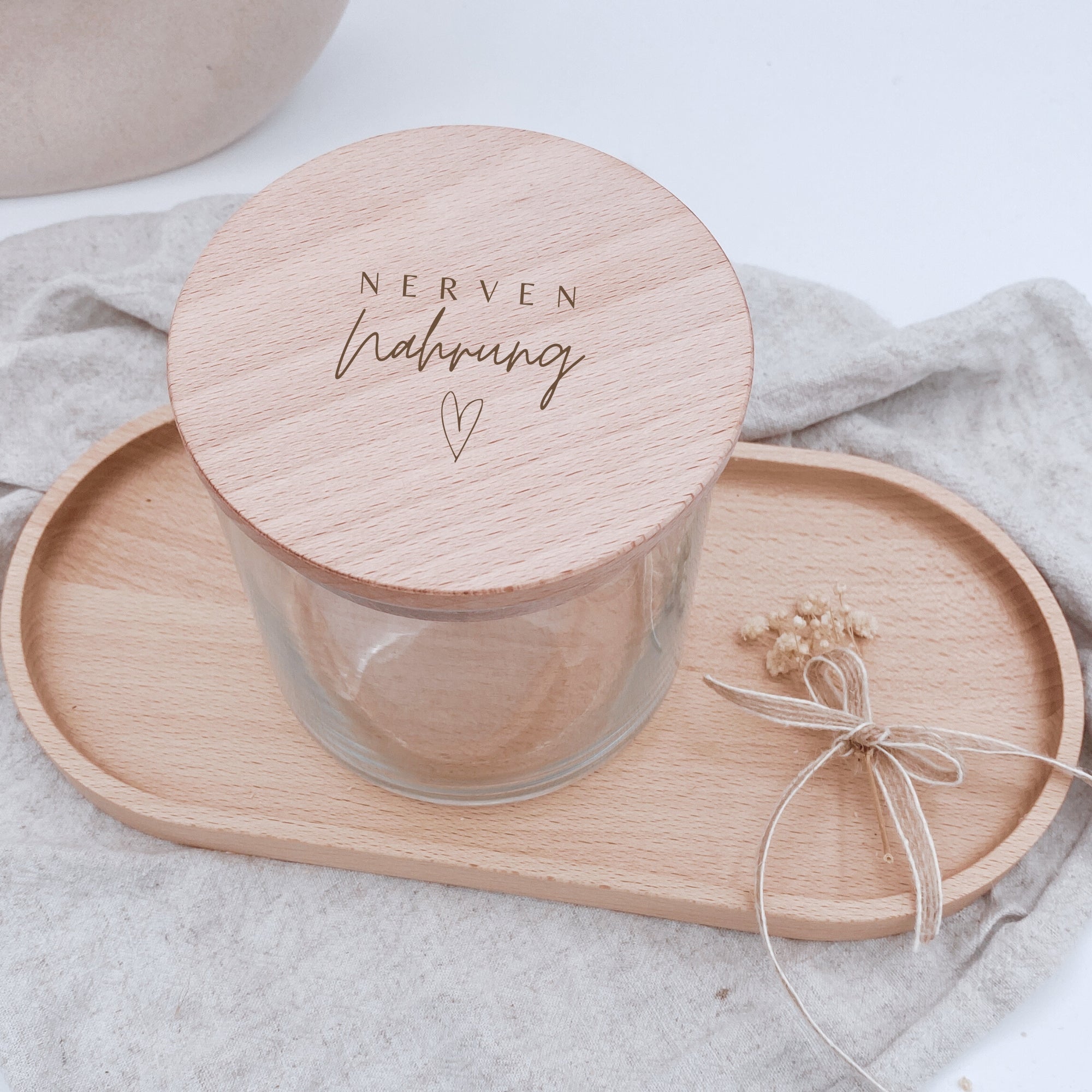 Vorratsglas "Nervennahrung" mit graviertem Holzdeckel · 530 bis 880ml