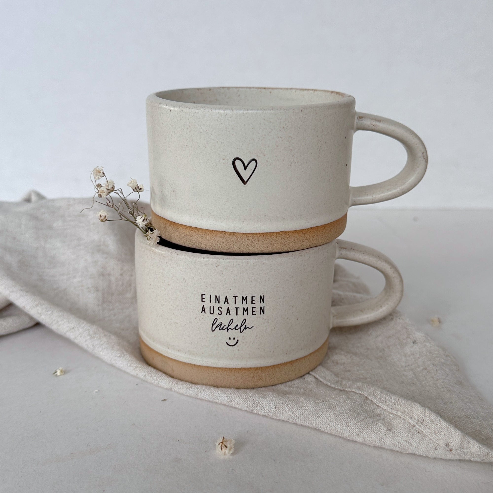 Steingut-Tasse - "Hebamme mit Herz" - 100% Handgemacht | RUSTY