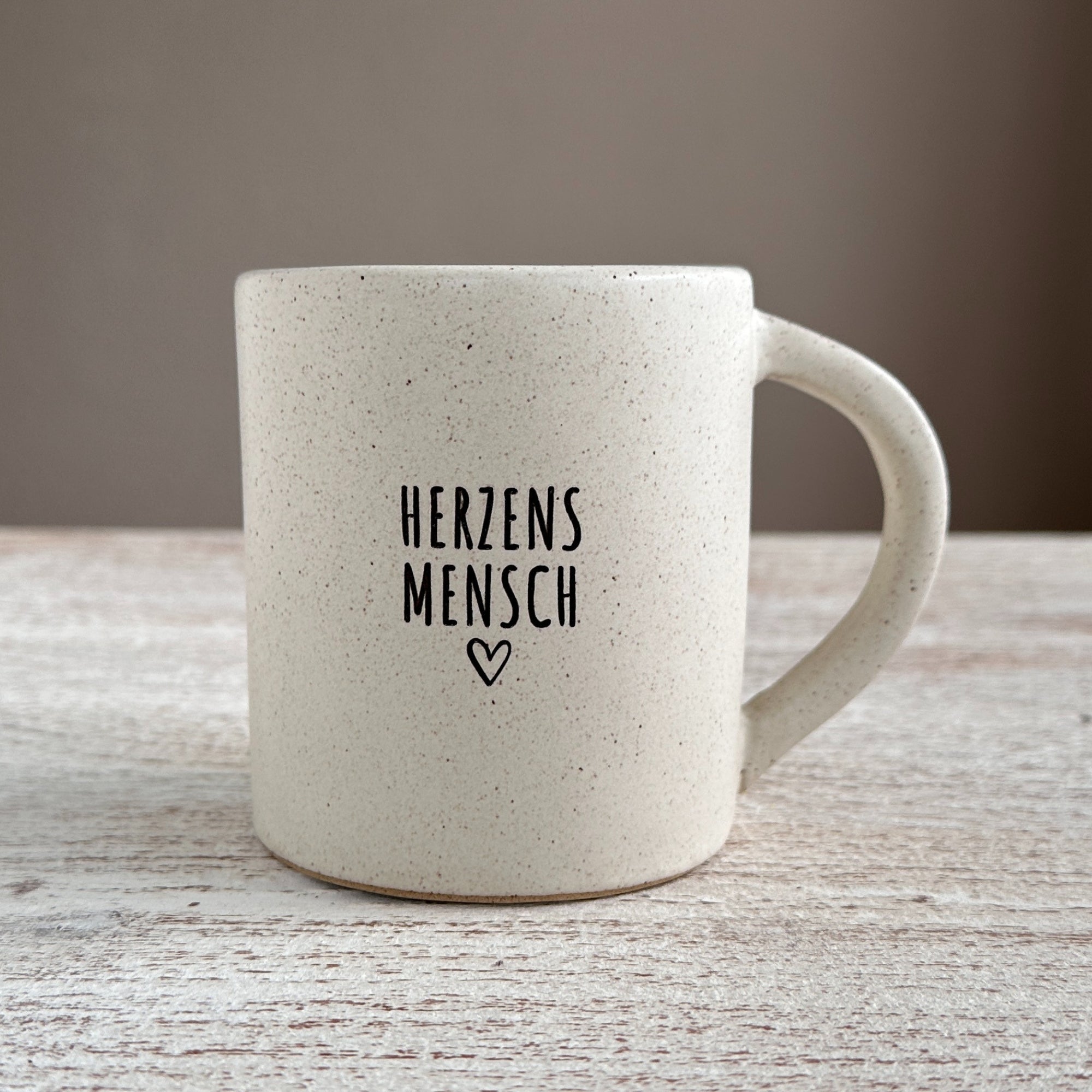 Steingut-Tasse - "Herzensmensch" - 100% Handgemacht | BIGGY