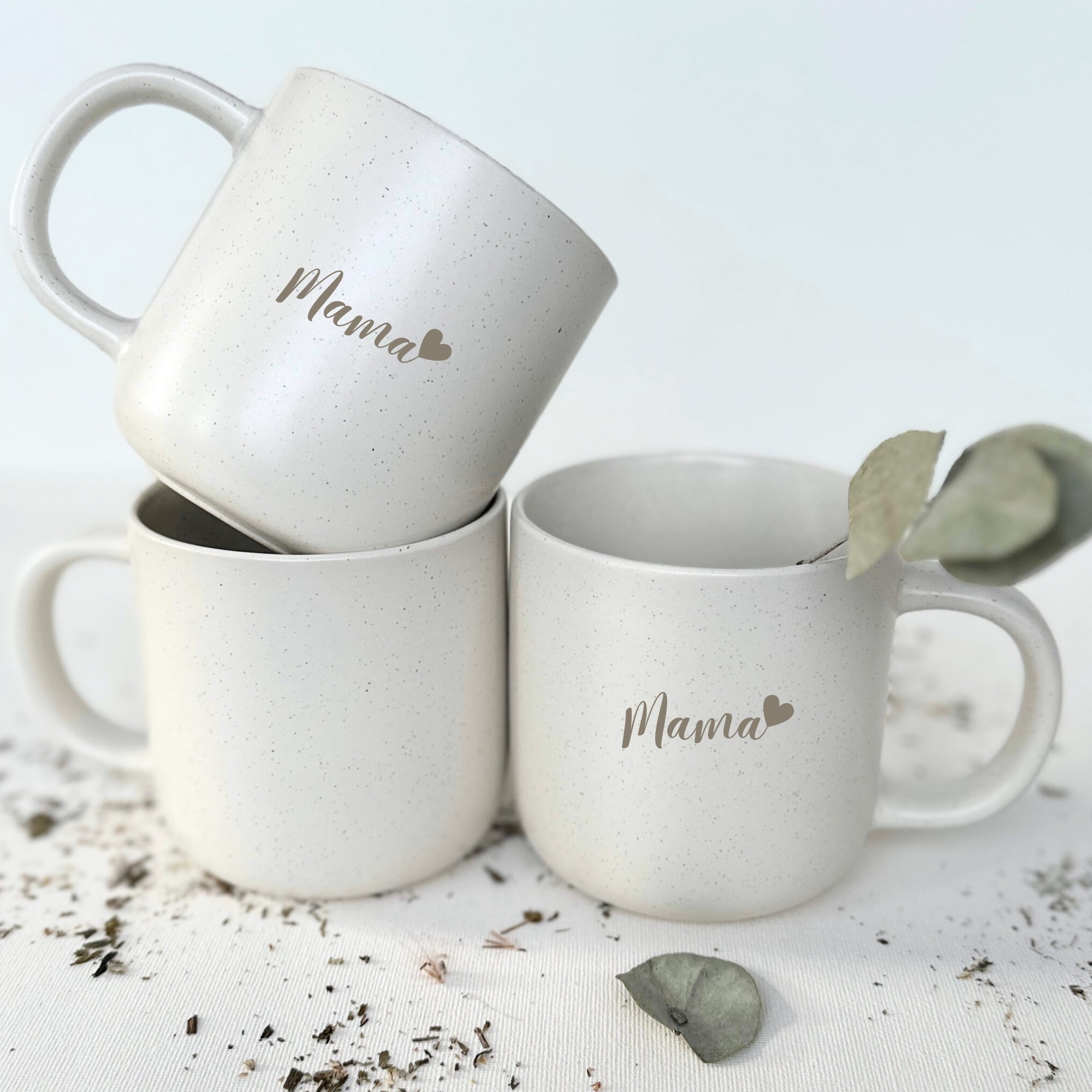 Steingut Tasse - "Mama" - Gravur - STYLER