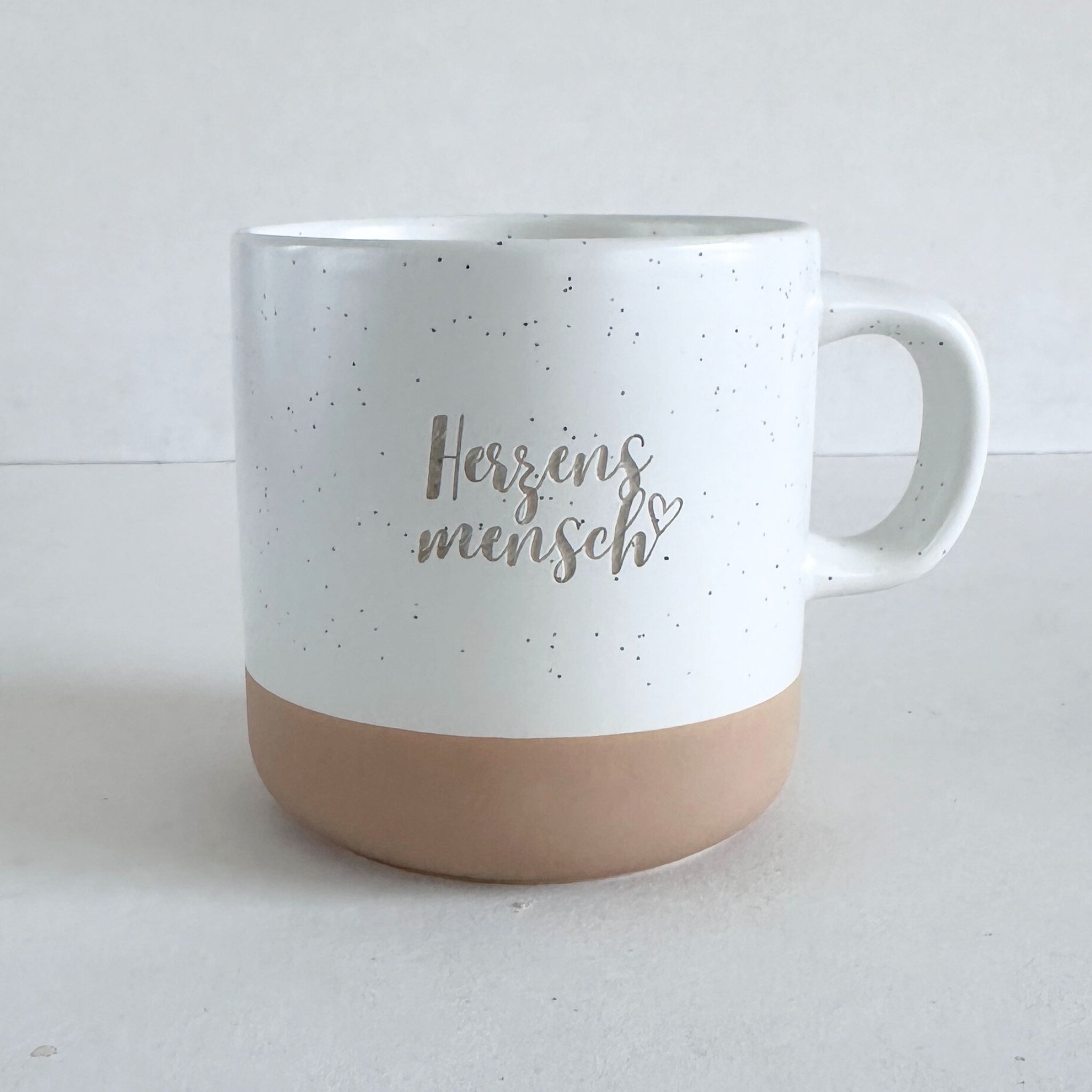 Steingut Tasse - "Herzensmensch" - Gravur - SANDY
