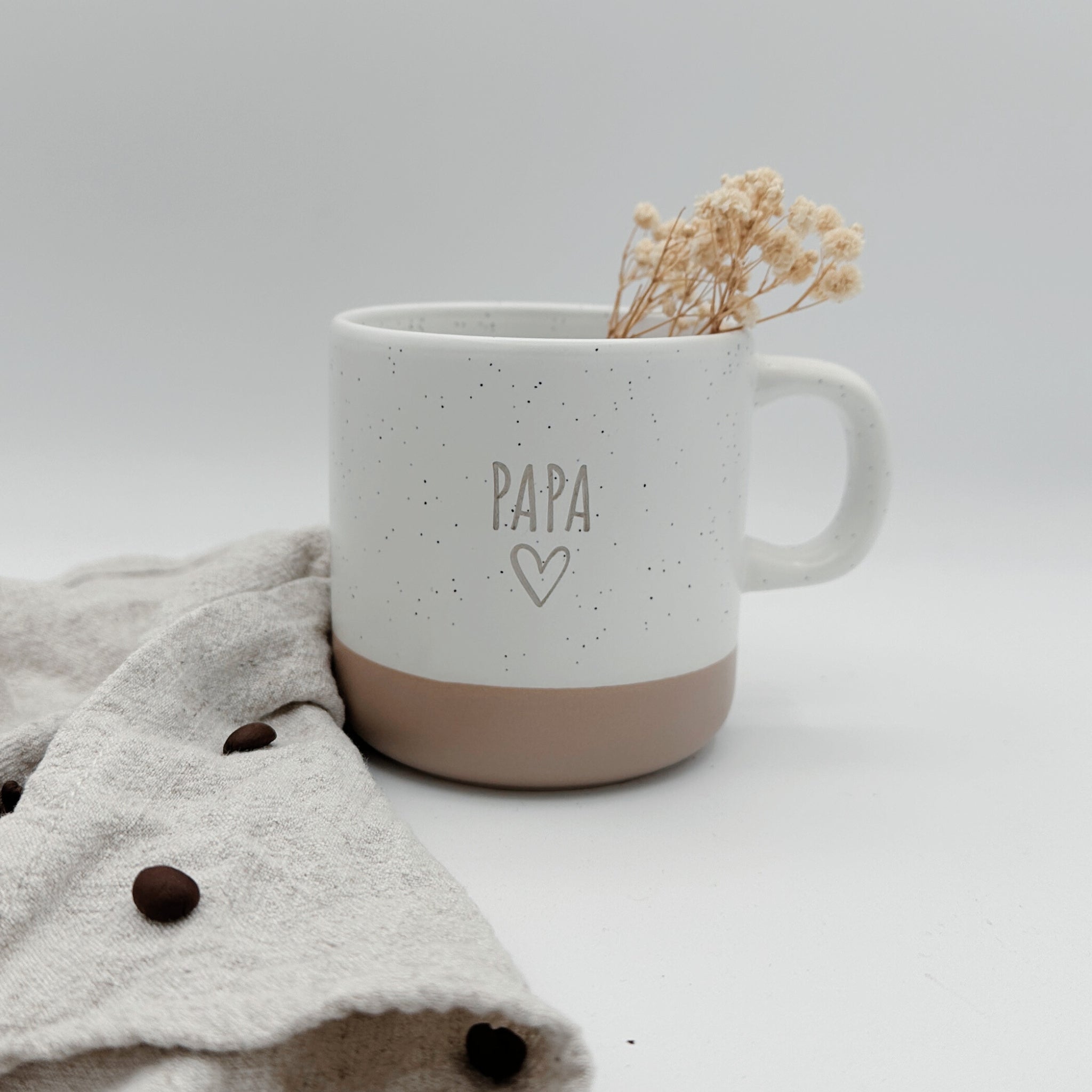 Steingut Tasse - "Papa" - Gravur - SANDY